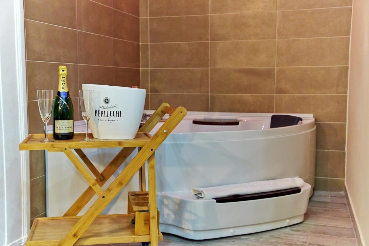 Artisti Bed&Dreams Bed and Breakfast Νάπολη Εξωτερικό φωτογραφία